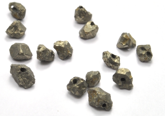 Små pyrit split perler 400-478